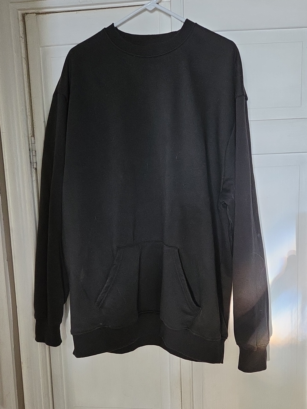 Men's Black Pullover Sweatshirt - Classic Crewneck XL